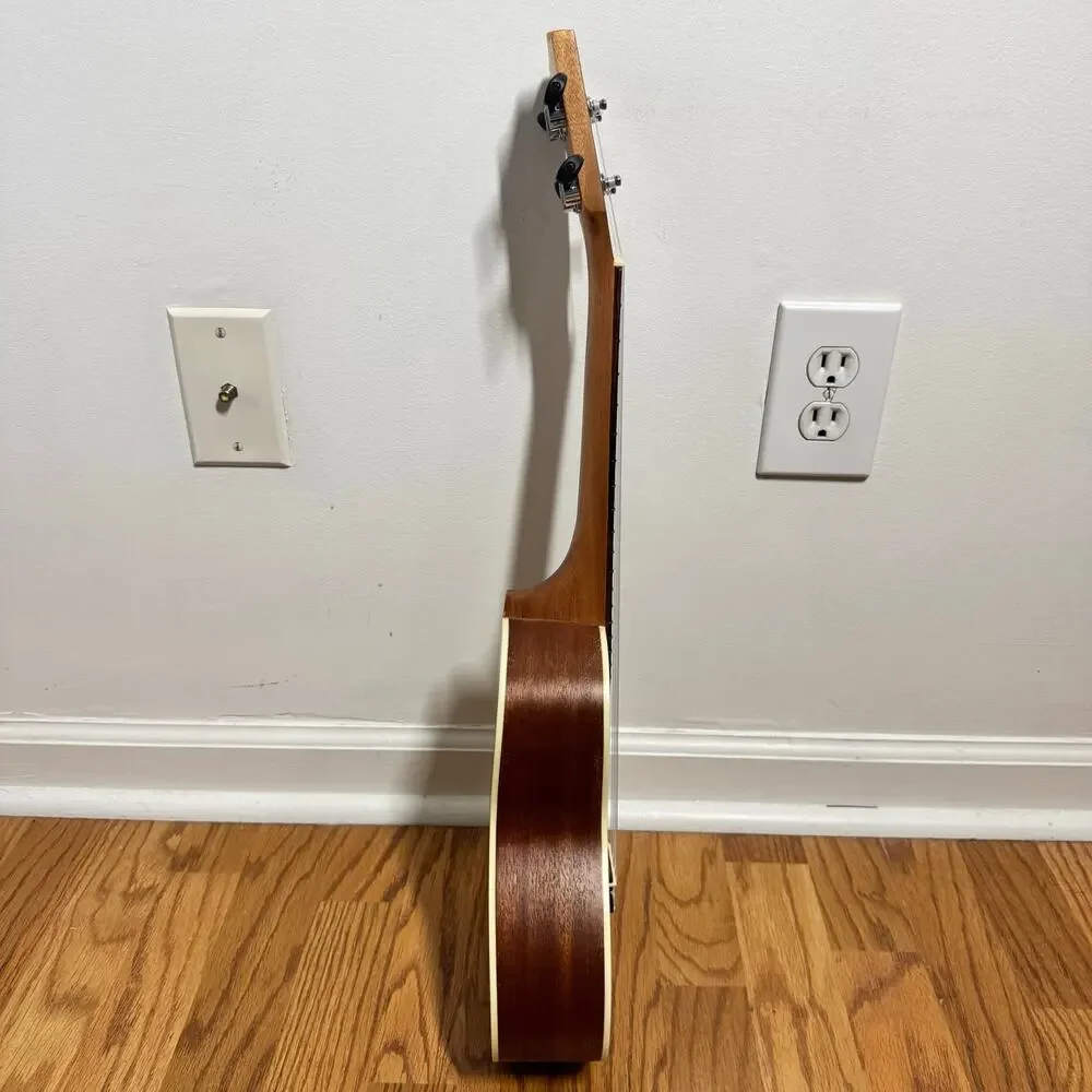 CME HRICANE Wooden UKULELE UK-23 w/ORIGINAL CME GIG BAG CASE & Extras Band Music